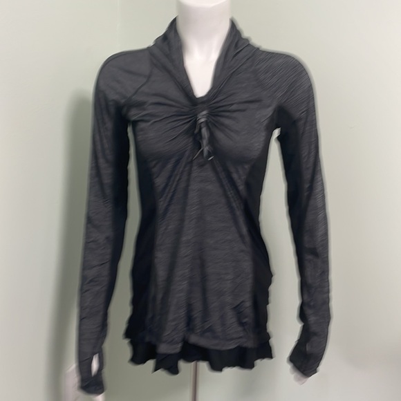 Lululemon Run in the Sun Pullover - Picture 7 of 16